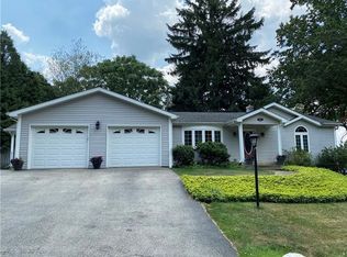 946 Stannard Ave, Indiana, PA 15701