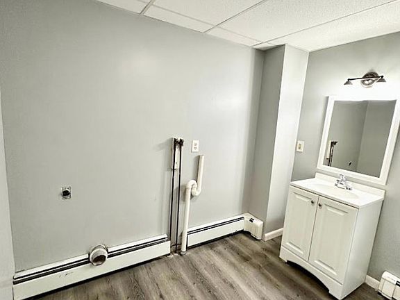 4th image of 37 S Main St #4