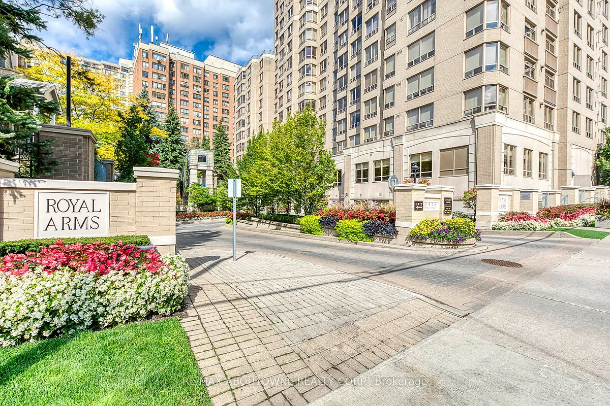 Building Photo - 5418 Yonge St #1805