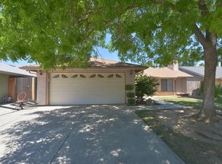 3744 W Robinson Ave, Fresno, CA 93722