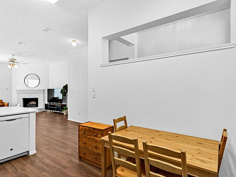 2316 Gerber Dr — Photo 17