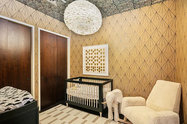 Rented by Compass | media 24