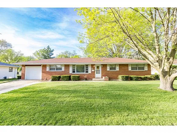 5 Circle Dr photo 1