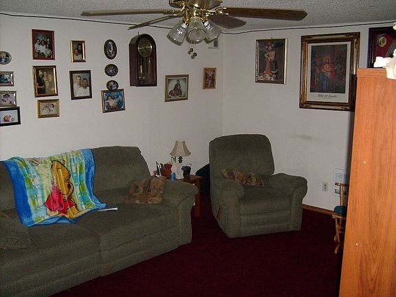 2nd image of 1411 E 55th St