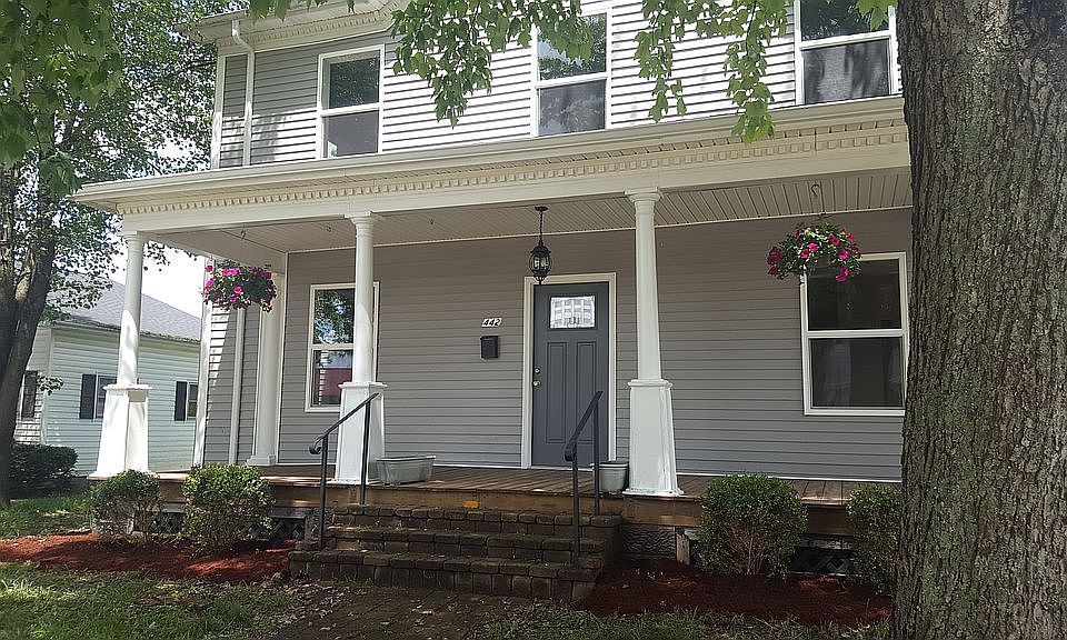 1st image of 442 W Grant Ave