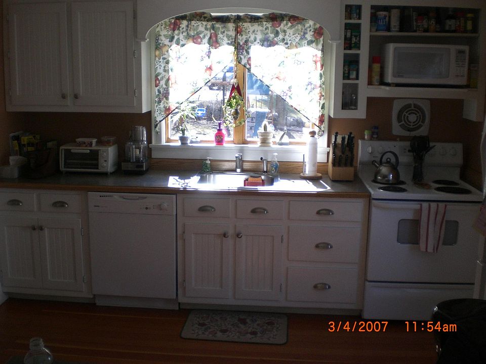 2nd image of 10 Miller Ave