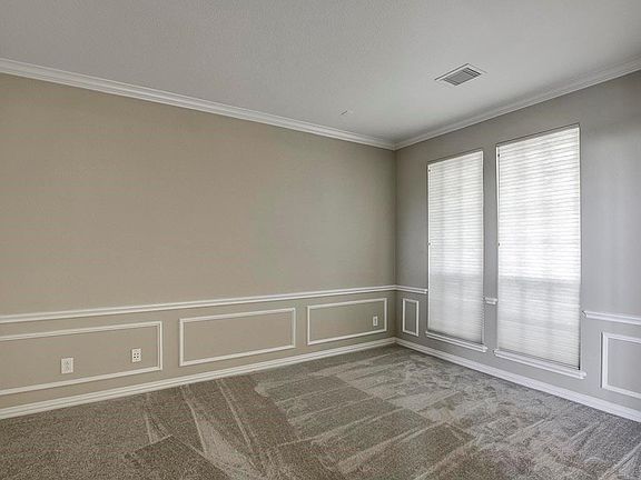 4th image of 1121 Terrace Dr