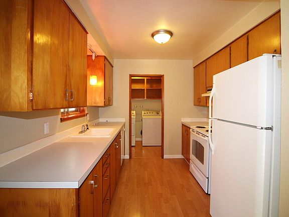 5th image of 7118 151st Ave E