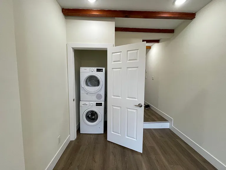 1333 W Porter St #2 — Photo 3