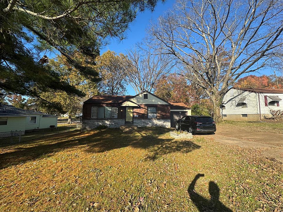 1st image of 1017 Roxton Dr