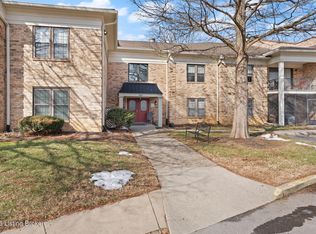 1800 Manor House Dr APT 109, Louisville, KY 40220