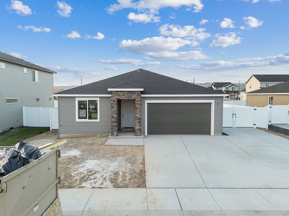 841 K St NE, Quincy, WA 98848