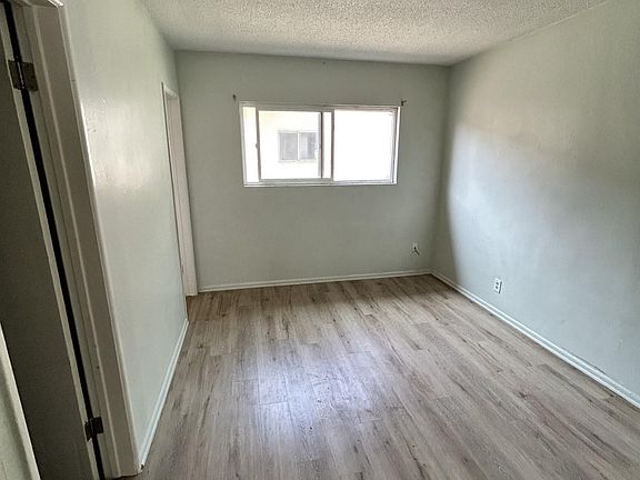 3rd image of 1101 S Standard Ave APT 7