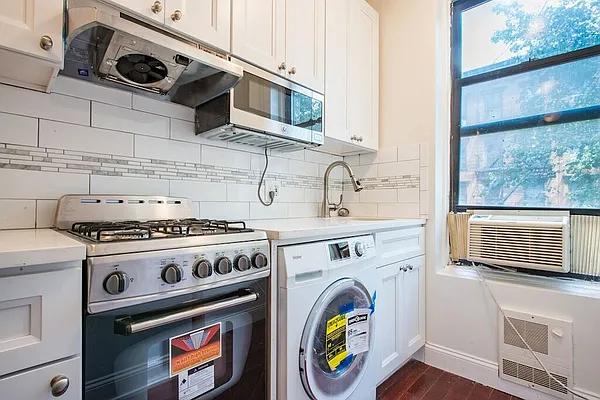 Rented by The Gonzalez Property Group LLC | media 11