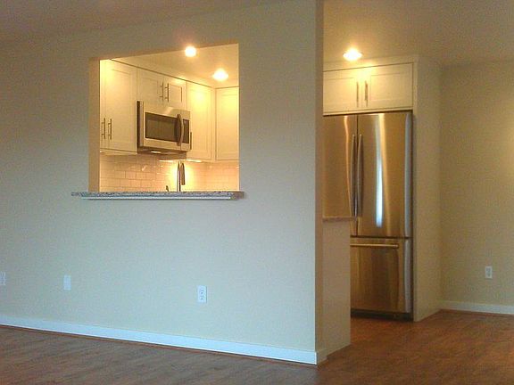 4th image of 3021 21st Ave W APT 102