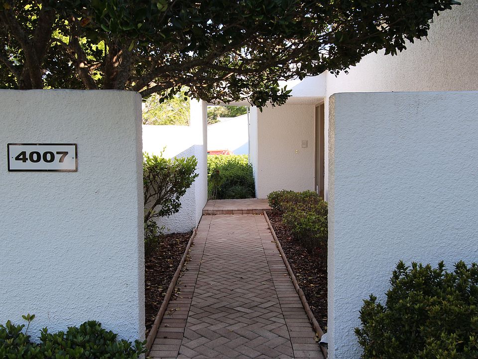 Entry courtyard
