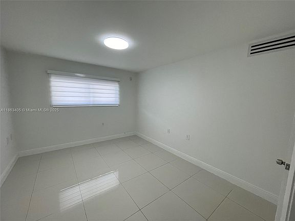 4th image of 7012 NW 179th St APT 210