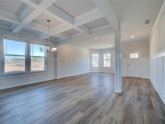 7th image of this home