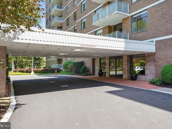 1 Slade Ave APT 803, Pikesville, MD 21208
