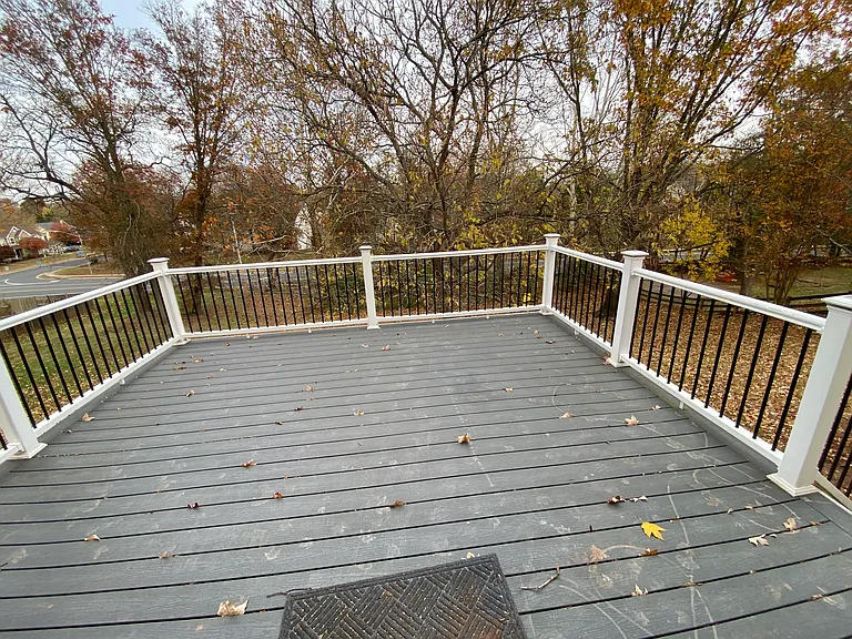 10523 Cedar Creek Dr — Photo 28