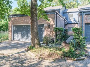 86 Legend Ln, Houston, TX 77024
