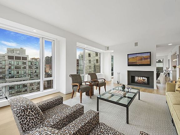 4th image of 231 10th Ave Unit Penthouse 2