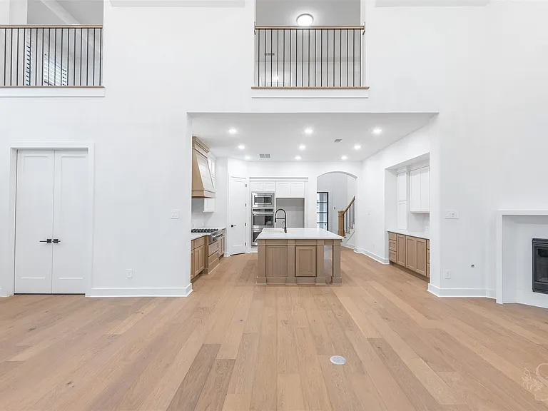 4318 Driftrose Dr — Photo 18