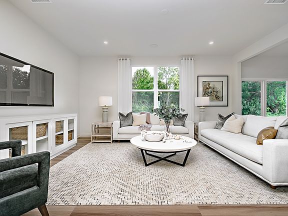 4th image of 6833 Jacone Dr