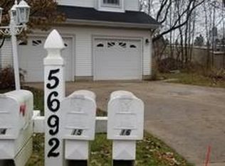 5692 Shaw St #4, Haslett, MI 48840