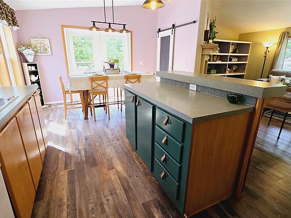 5th image of 22376 Nita Lane