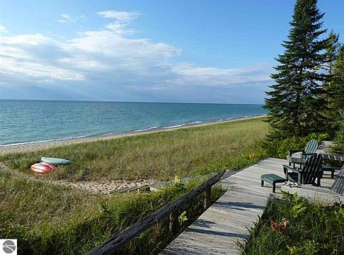3rd image of 6335 N O-migisi Beach Road