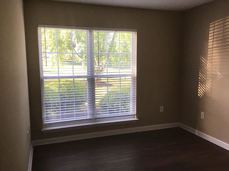 109 Karsten Creek Dr — Photo 12