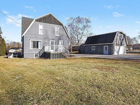 2nd image of 3371 Old Kawkawlin Rd