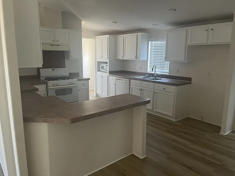 4831 Dos Palmas Rd — Photo 11
