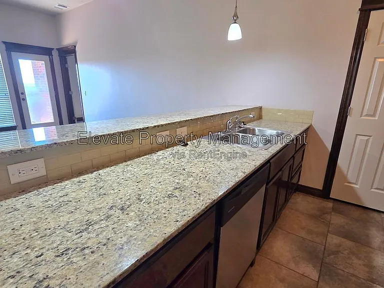 2300 Starwood Way — Photo 12