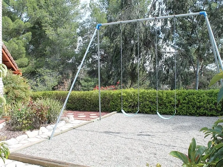 21950 Birds Eye Dr — Photo 9