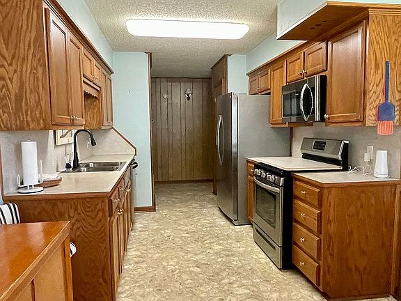 Convenient kitchen 
