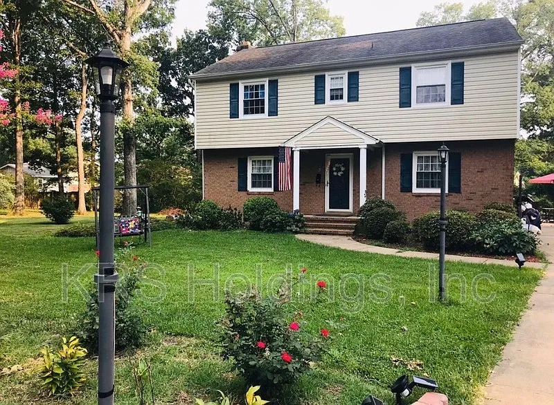 3 Laurel Ct photo 1
