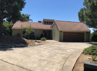 451 Spyglass Rd, Valley Springs, CA 95252