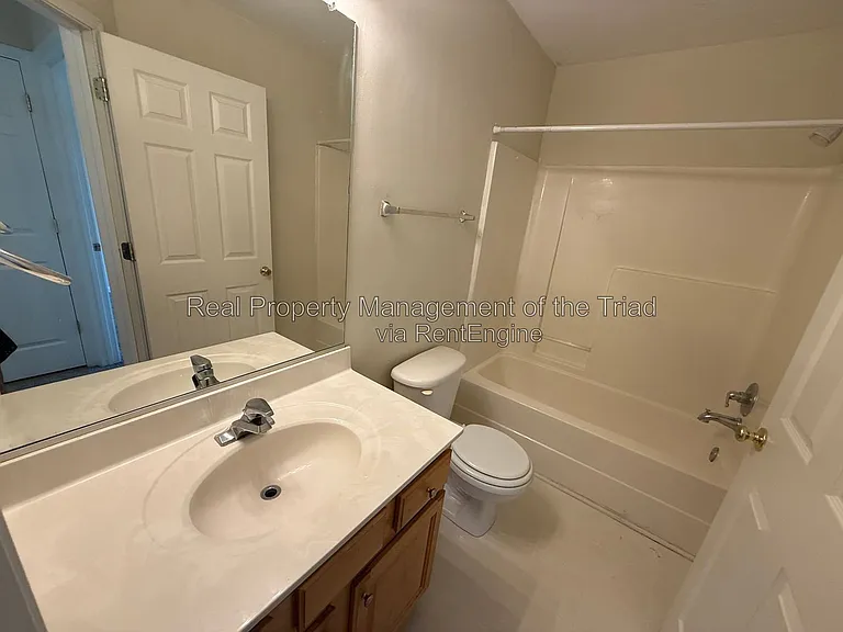 5101 Ivystone Ln — Photo 24