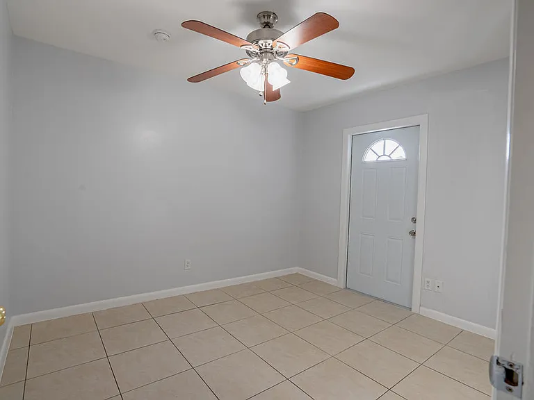 2542 Santa Barbara Blvd #1A — Photo 6