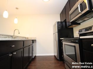 1720 N Halsted St APT 402, Chicago, IL 60614