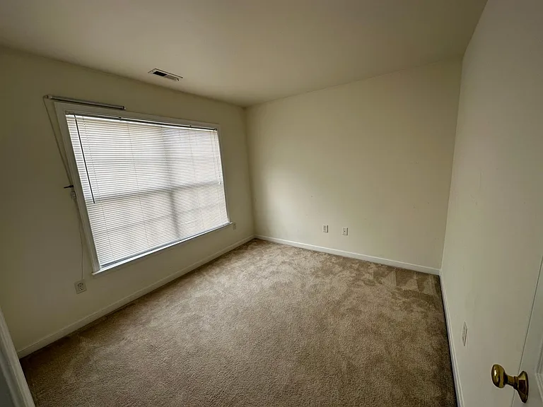 837 Parkland Pl — Photo 12