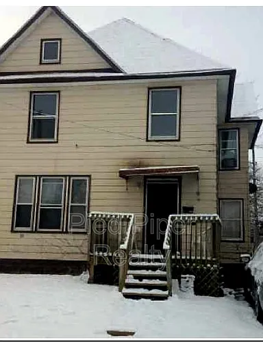 253 1/2 W Pleasant St Photo 1 253 1/2 W Pleasant St Photo 1