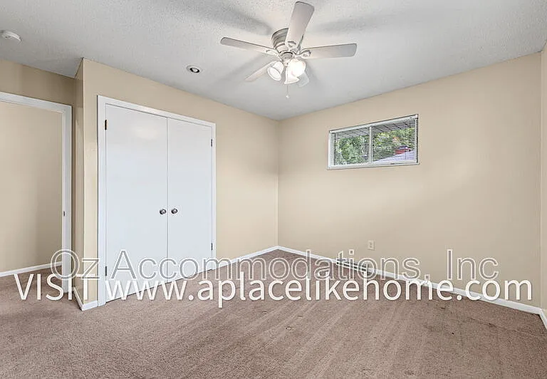 5807 Goddard St — Photo 7