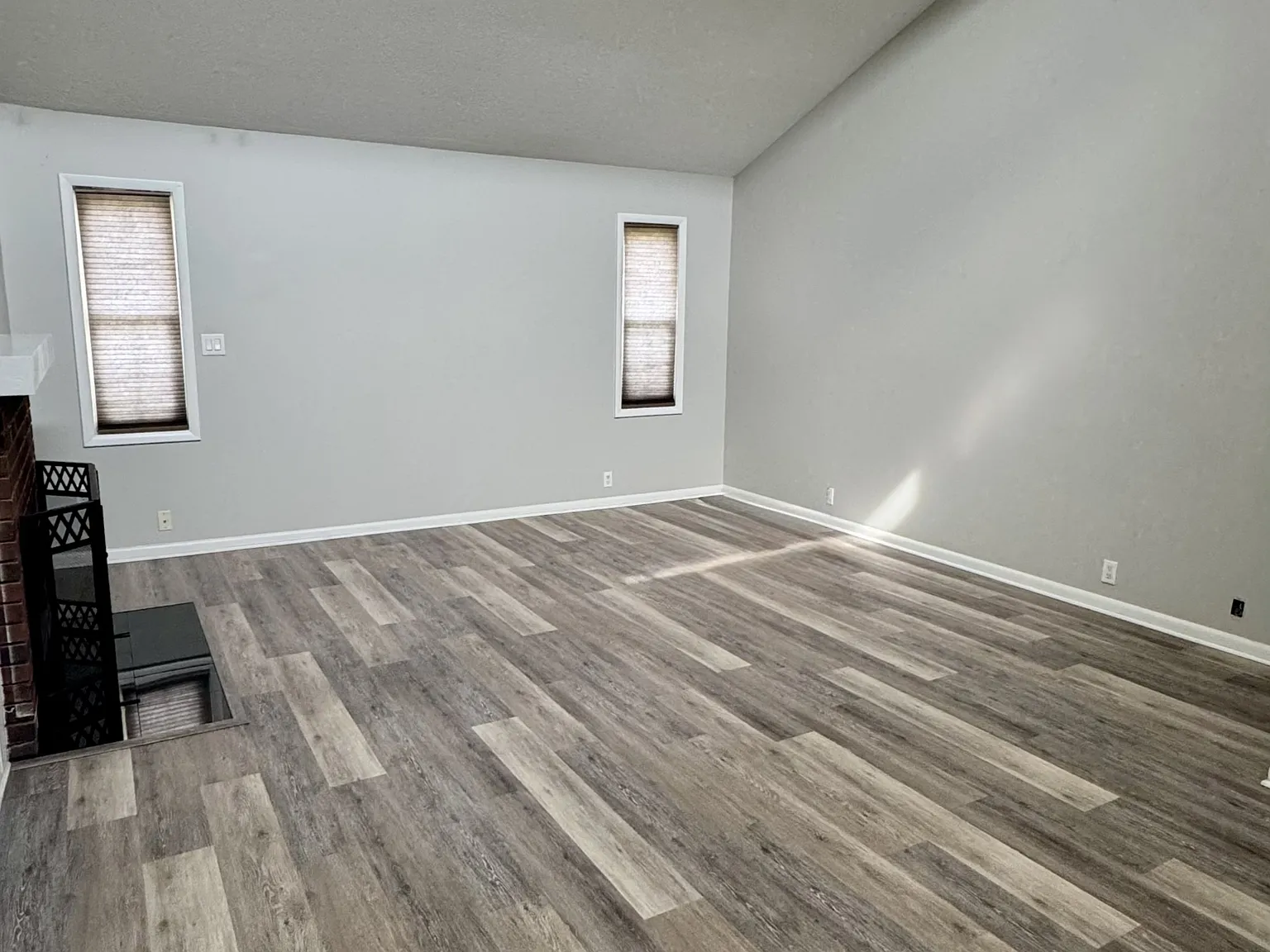 206 East Doris Avenue - 1 — Photo 4