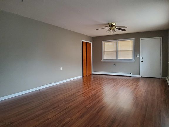 3rd image of 564 Jamaica Blvd