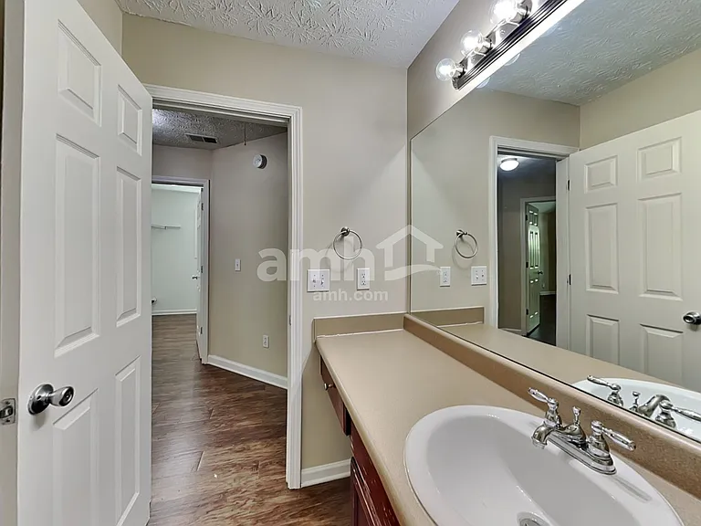 2166 Blueberry Ln — Photo 18