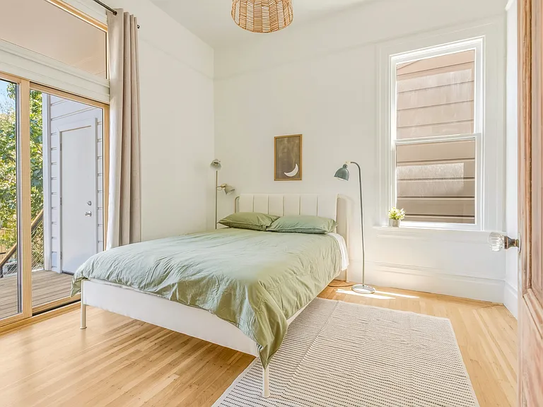 519 Capp St #1/2 — Photo 14