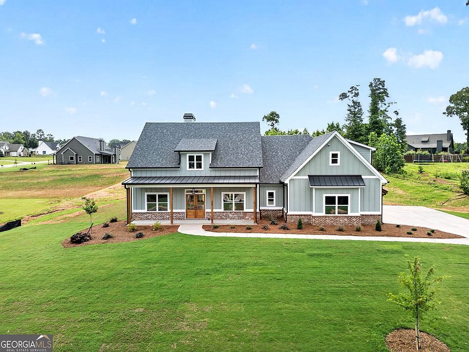 1st image of 332 Cammie Way